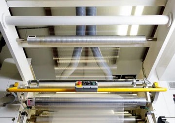 Influencing Factors and Solutions to Excessive Residues of Dry Composite Solvent